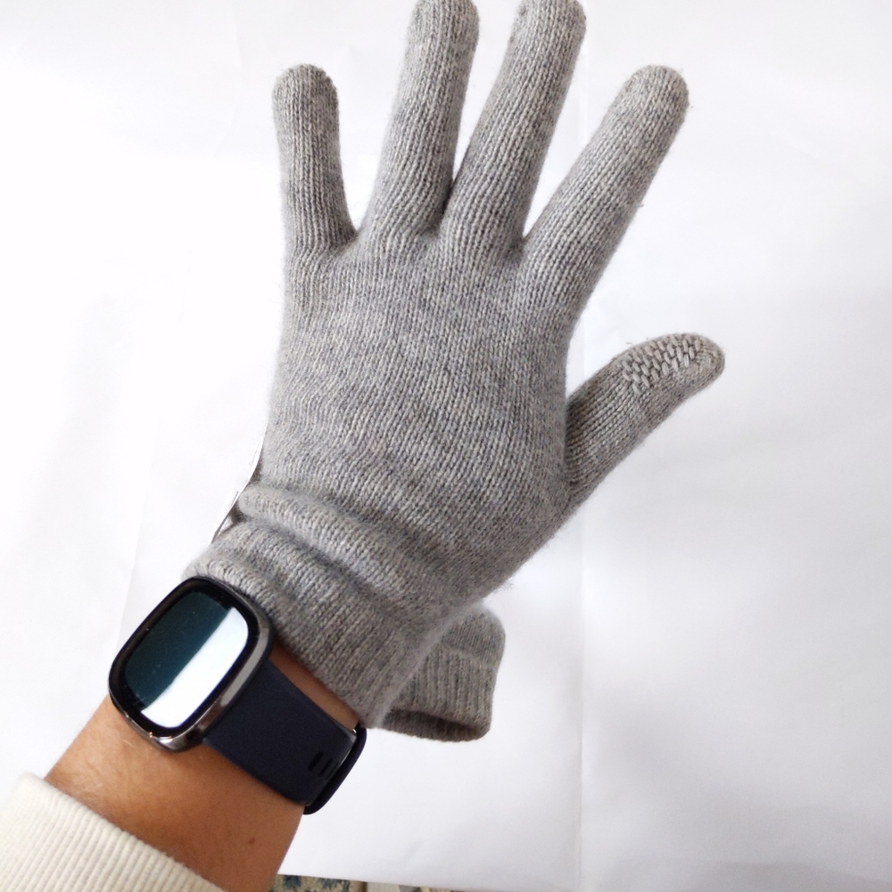 🆕🌿CASHMERE GLOVES🌿 - Picture 2 of 3